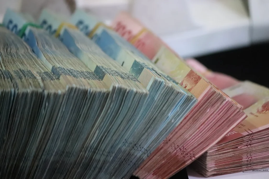 Banii vor fi distribuiți către ministere FOTO: Unsplash.com