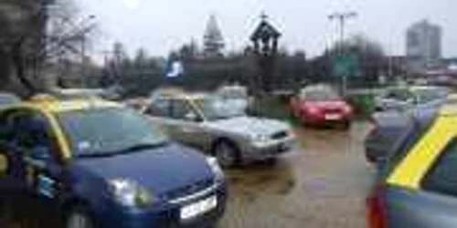 Taximetristul lucra în tura de noapte