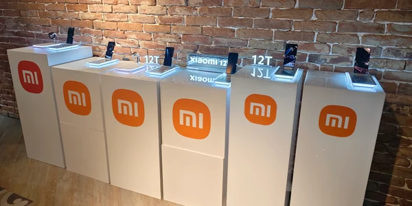 Lansare seria Xiaomi 12T în România jpg