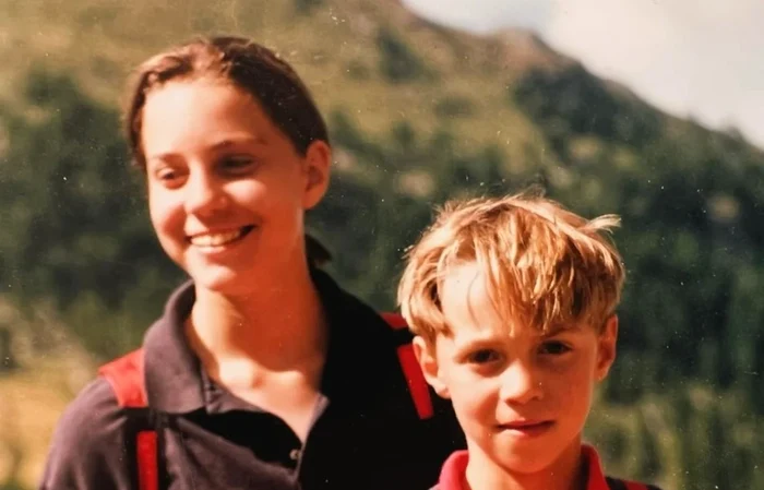 Kate Middleton și fratele său, James.
