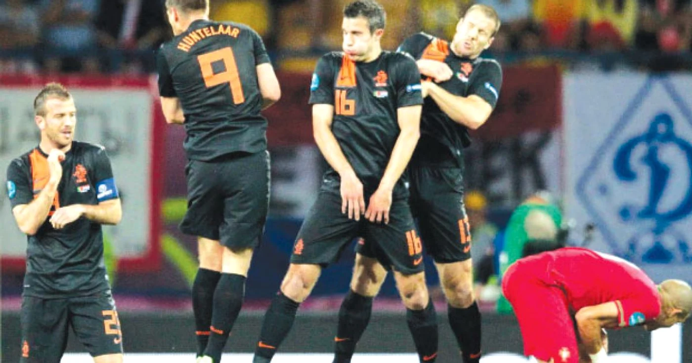 Olandezii au pierdut şi cu Portugalia, 1-2, şi au fost eliminaţi de la Euro încă din faza grupelor