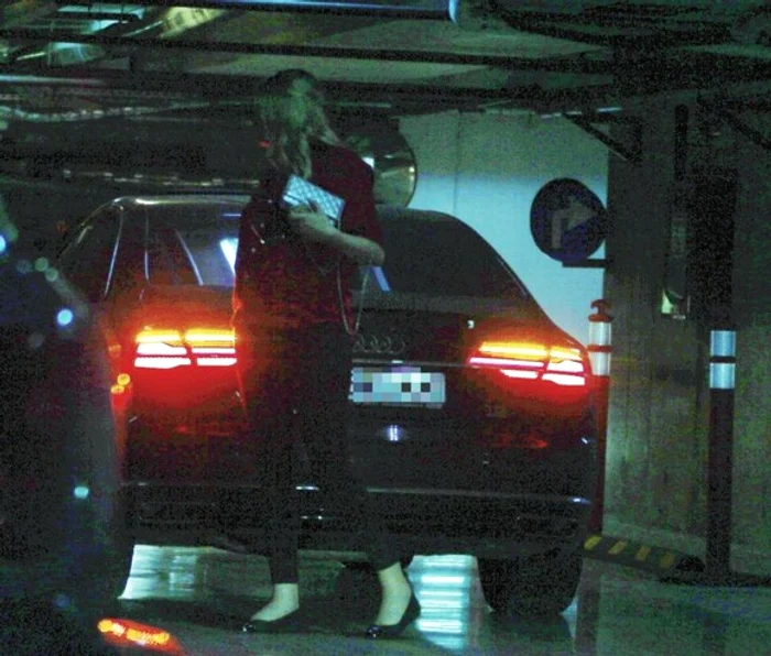 Valentina Pelinel a intrat în clinică prin parcarea subterană