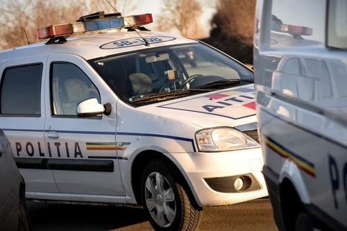 Polițiștii au descoperit că directorul de școală era beat