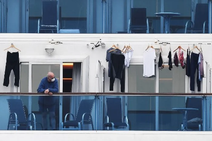 Turiștii nu au voie să iasă din cabine decât câteva minute pe zi 