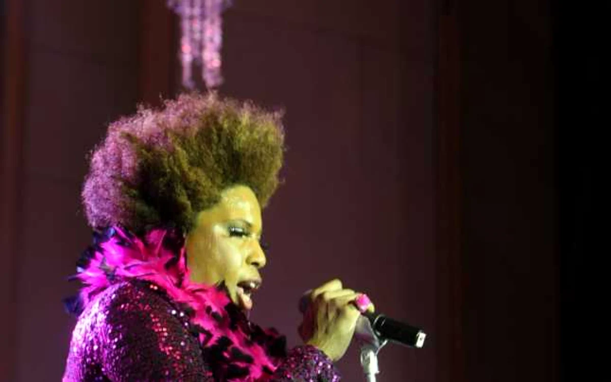 Macy Gray