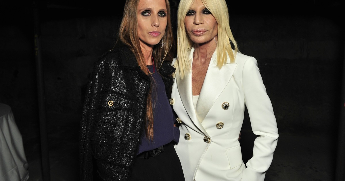 Donatella Versace şi fiica ei au donat 200.000 de euro unui spital din