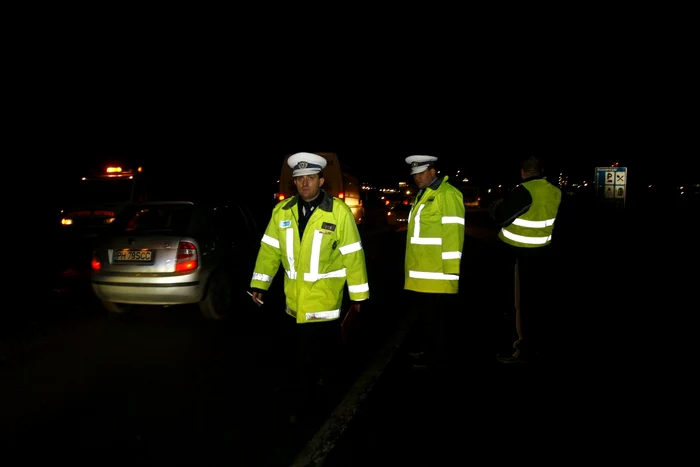 Poliţiştii au ajuns la locul accidentului