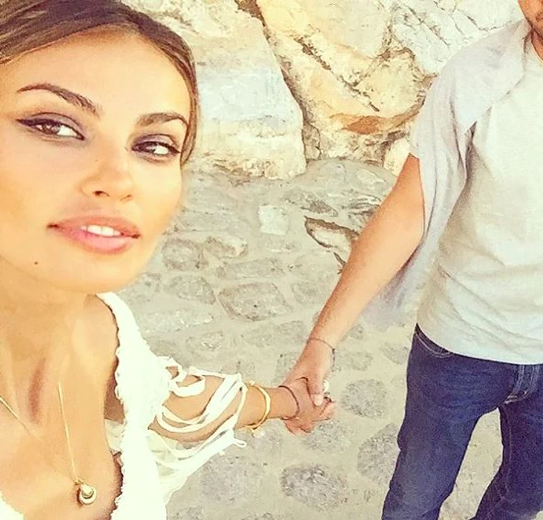 
    Noul iubit o tratează pe Mădălina Ghenea ca pe o adevărată reginăfoto: Arhiva Personală  