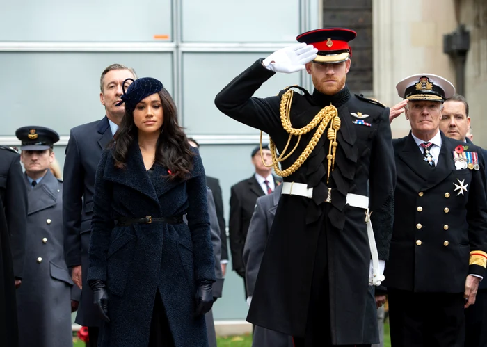 Meghan Markle şi Prinţul Harry au rămas fără titlurile regale