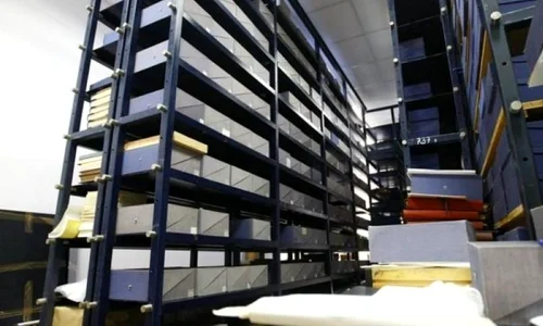 Manuscrisele unor scriitori importanţi, uitate la Casa Presei jpeg