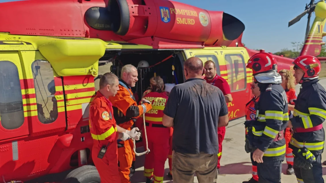 Misiune dramatică de salvare în Marea Neagră: o navă s-a scufundat, două persoane au murit