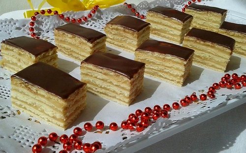 Prajitura cu crema de caramel jpeg