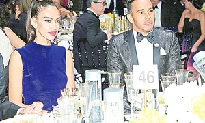 Mădălina şi Lewis Hamilton jpeg