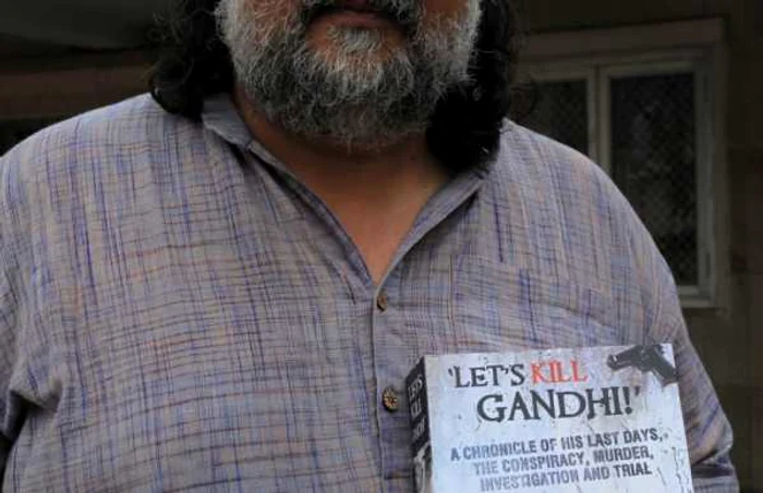 tushar gandhi 01