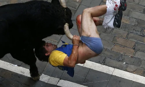 Alergătorul nu mai simte durerea din cauza adrenalinei  (Foto: Reuters) jpeg