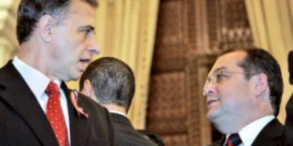 Pericolul destrămării coaliţei atrage atenţia presei internaţionale UPDATE