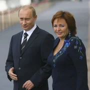 3 Vladimir Putin, Ludmila Putina GettyImages 71455117 jpeg