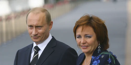 3 Vladimir Putin, Ludmila Putina GettyImages 71455117 jpeg