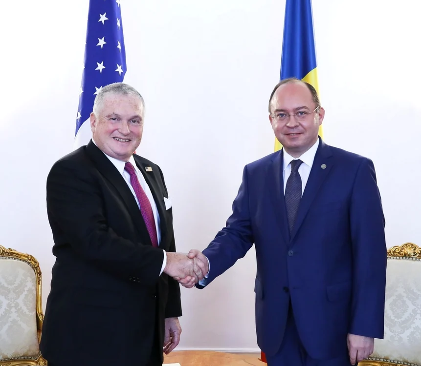 Aurescu şi Zuckerman au vorbit despre eliminarea vizelor FOTO MAE