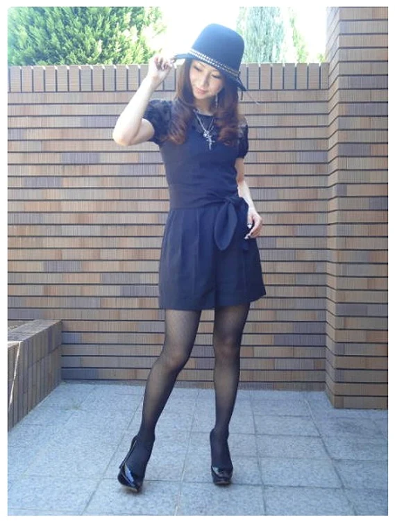 Femeia are o fiică în vârstă de 20 de ani