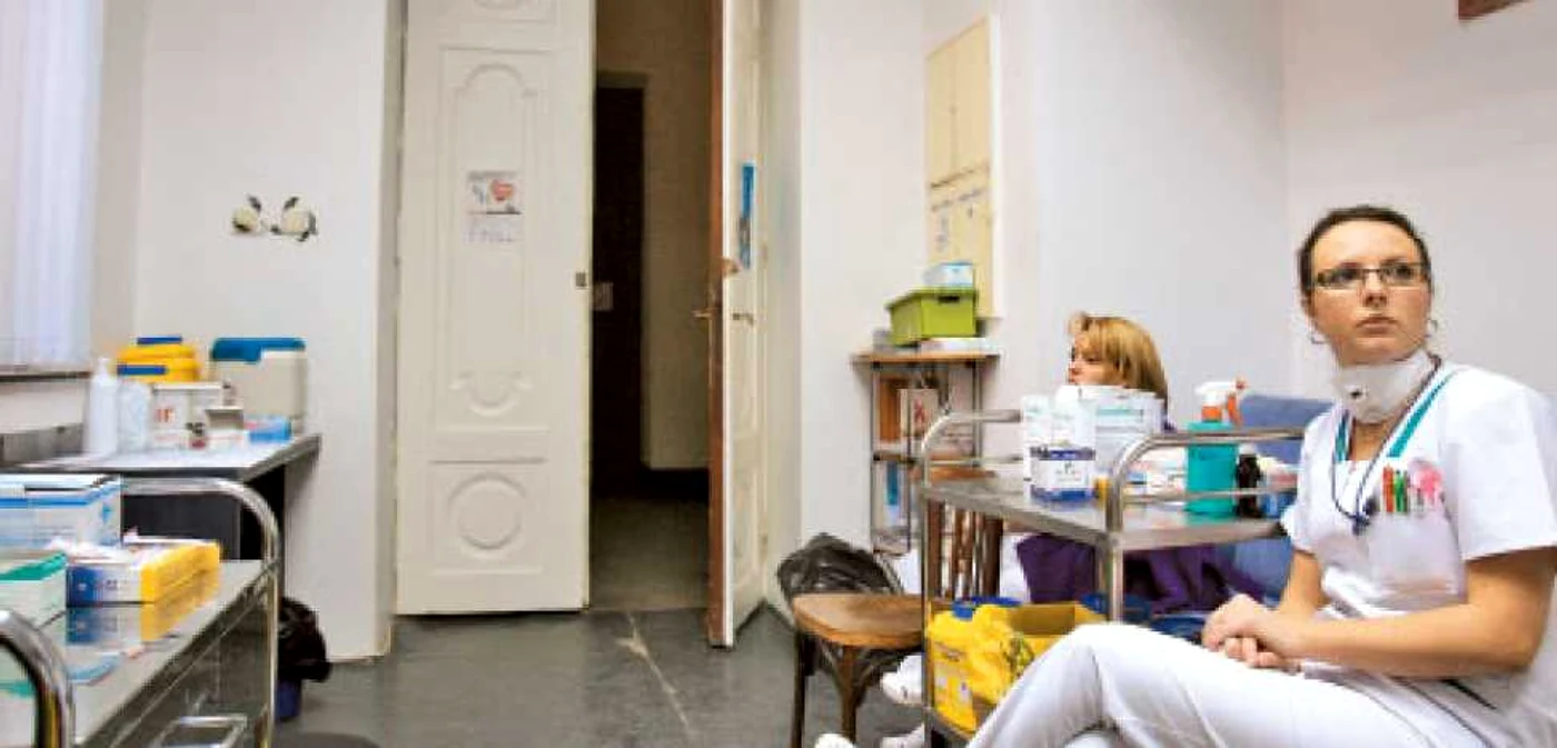 Asistentele de la UMF „Carol Davila“ din Bucureşti sunt pregătite pentru a vaccina toţi studenţii
