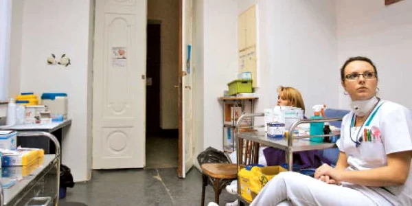 Asistentele de la UMF „Carol Davila“ din Bucureşti sunt pregătite pentru a vaccina toţi studenţii 