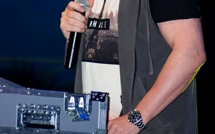 Aparatura cu care au venit pe scenă le-a jucat feste celor de la DJ Project   FOTO adevarul.ro