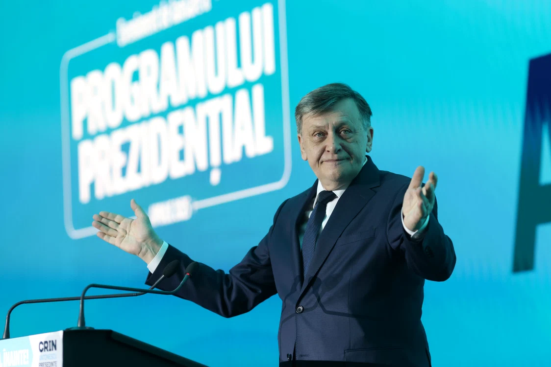 Crin Antonescu spune că nu va face cerere pentru pensie specială FOTO Inquam Photos