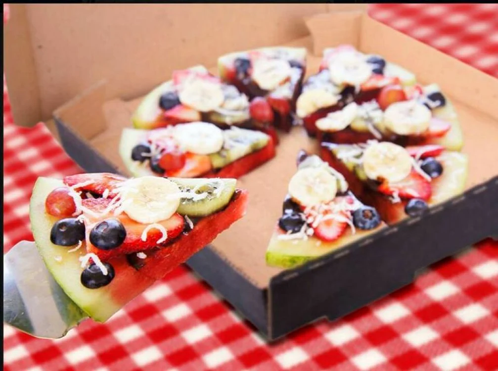 pepene pizza fructe jpeg