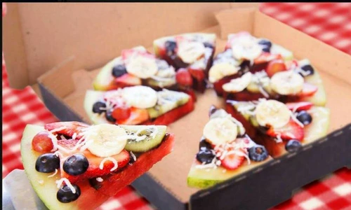 pepene pizza fructe jpeg
