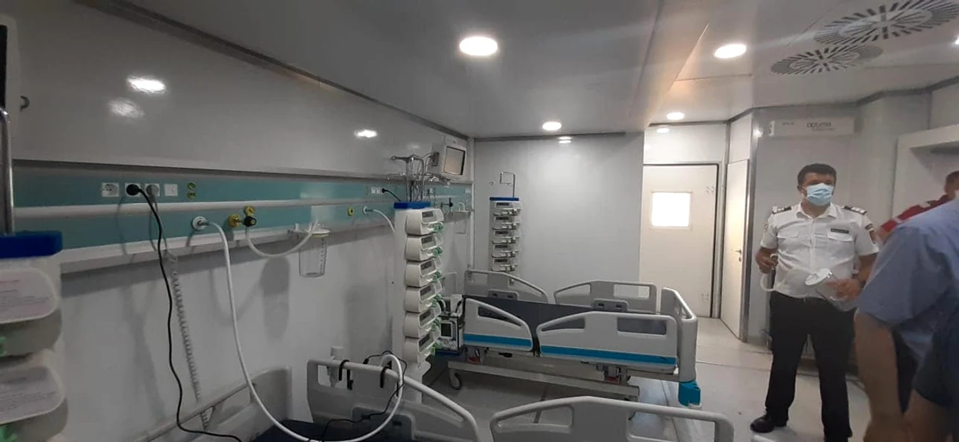Unitatea mobilă are disponibile doar 12 paturi de terapie intensivă
