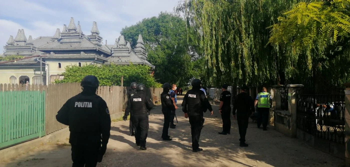 Poliţia a împânzit cartierul Vlaşca FOTO IPJ Ialomiţa