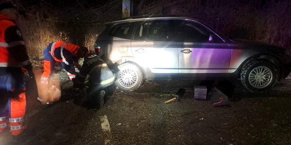 femeie a murit sub roțile din spate ale mașinii sale jpg