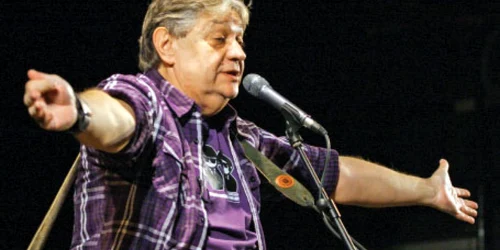 Mircea Vintilă, unul dintre cei mai cunoscuţi cântăreţi de muzică folk