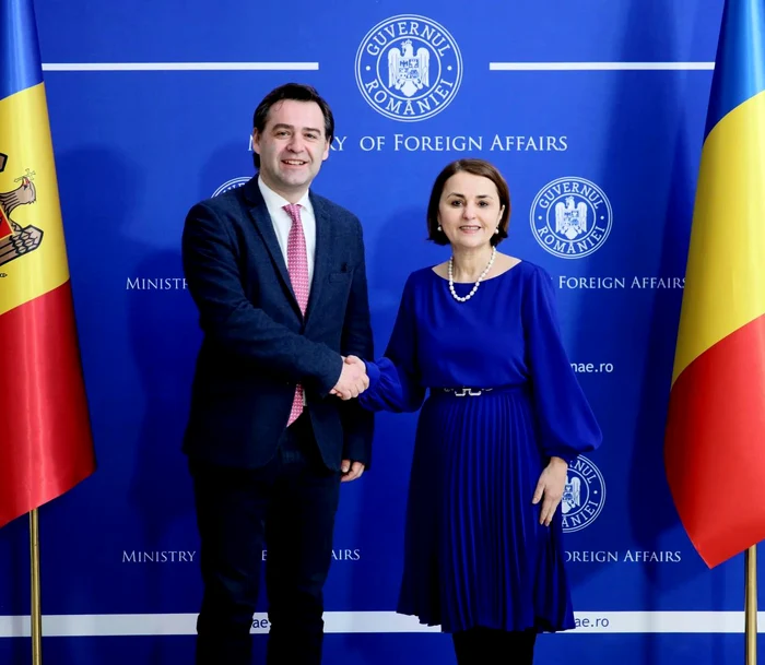 Cei doi miniștri de Externe au avut o întrevedere la București. FOTO: Facebook