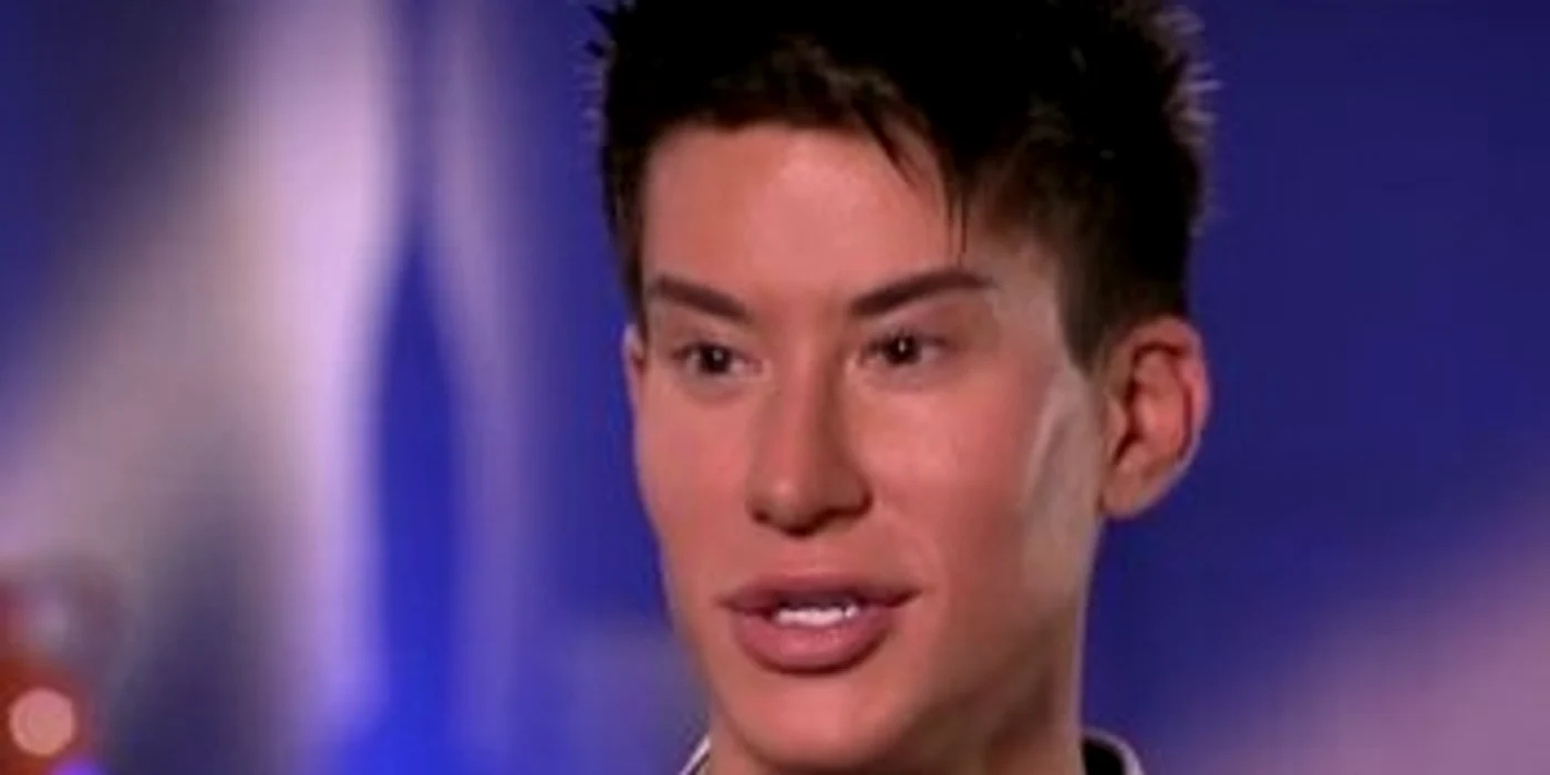 
    Justin Jedlica e obsedat de Ken  