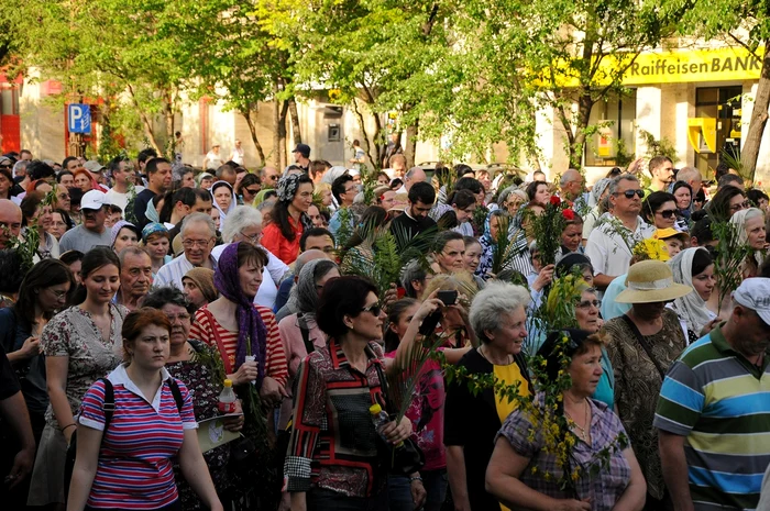 
    Pelerinajul de Florii, o tradiţie bucureşteanăpatriarhia.ro  