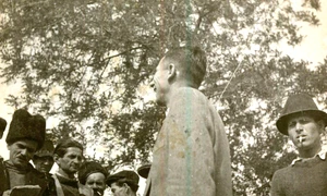 Aspect de la constituirea cooperativei agricole de producţie din Ceamurlia de Jos, judeţul Tulcea (©  „Fototeca online a comunismului românesc”, cota: 13/1949)