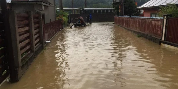 inundatii viseu de sus. foto isu mm