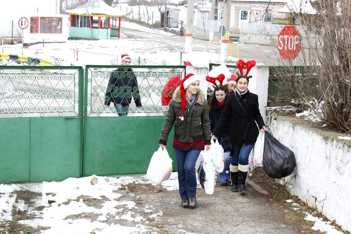 Daruri pentru copiii din Telița