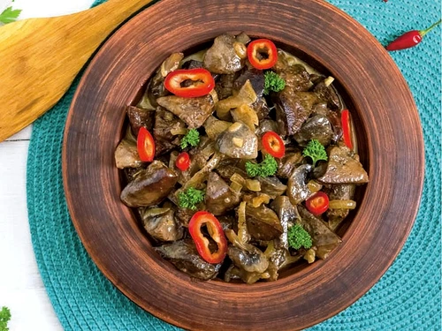 salaa calda cu ficat jpg