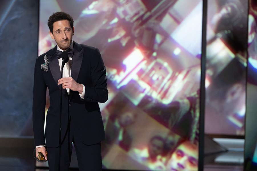 Actorul Adrien Brody răspunde valului de critici de la Gala Premiilor Oscar: „Aș fi putut să o înghit”