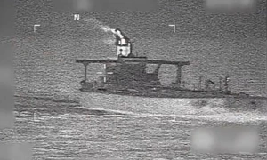 petrolierul sofia, marea carabelor FOTO X jpg