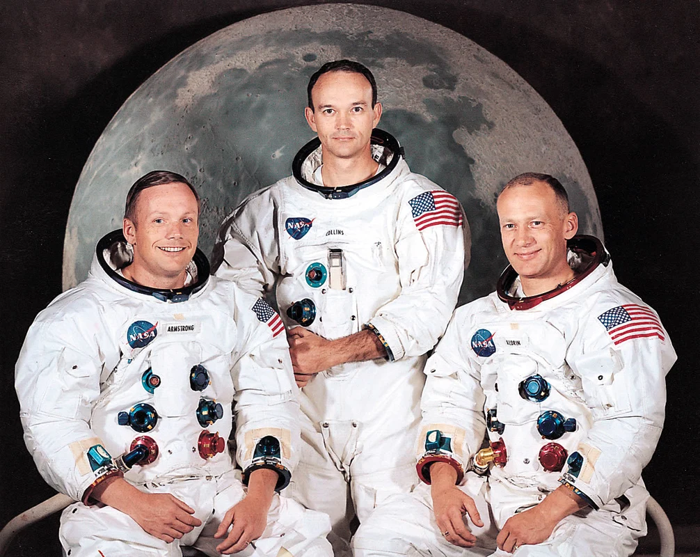  Buzz Aldrin și Neil Armstrong, primii oameni care au pășit pe lună. FOTO Airandspace