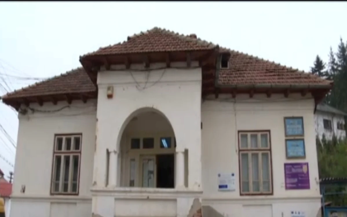 
    Primăria Măldăreşti mai are un singur angajatcaptură: stirileprotv.ro  
