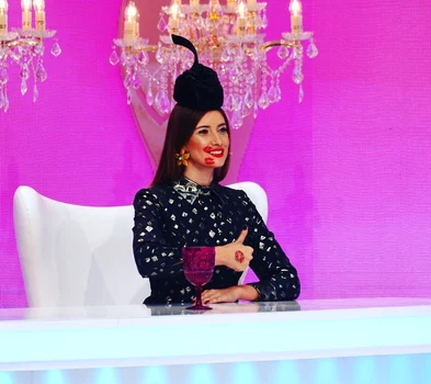 1 iulia albu aparitii excentrice 13 jpg jpeg