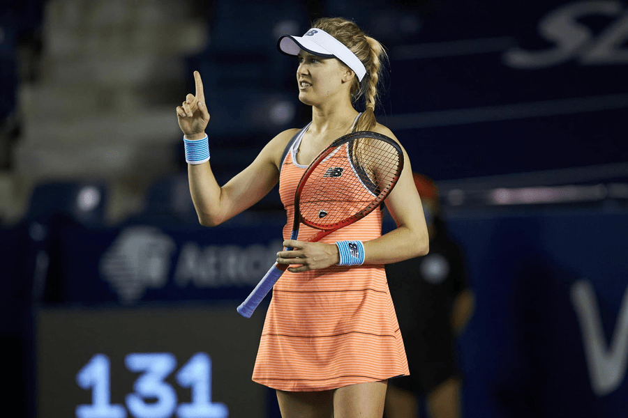 Eugenie Bouchard, petrecere în costum de baie de ziua ei. Fanii i-au reproșat că e prea „hot”! FOTO