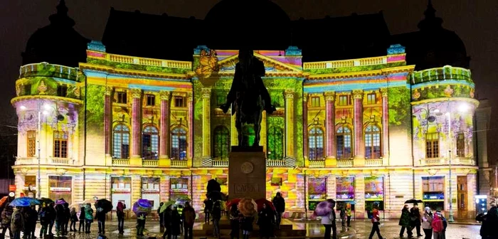 Proiecţii din deschiderea Festivalului Spotlight FOTOGRAFII Petru Ivu_Artistic Projection