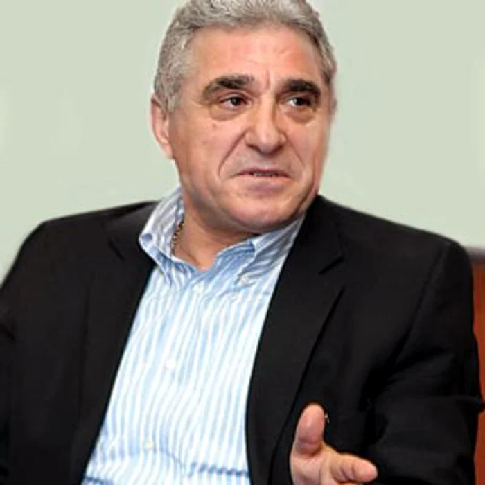 
    Giovani Becali  