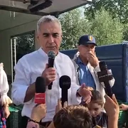 Călin Georgescu la Cisnadie captură FB Laur Constantin png